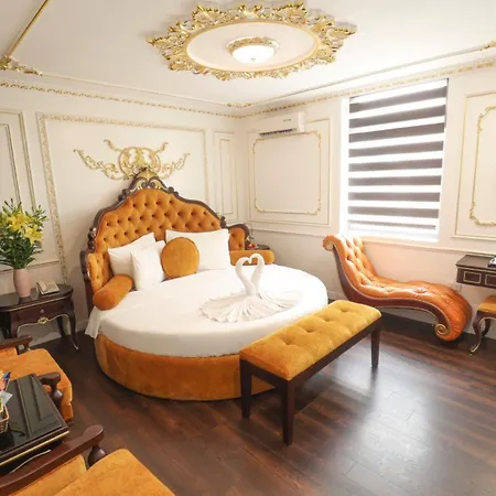 Hoàng Gia Xa La Boutique Hotel-3